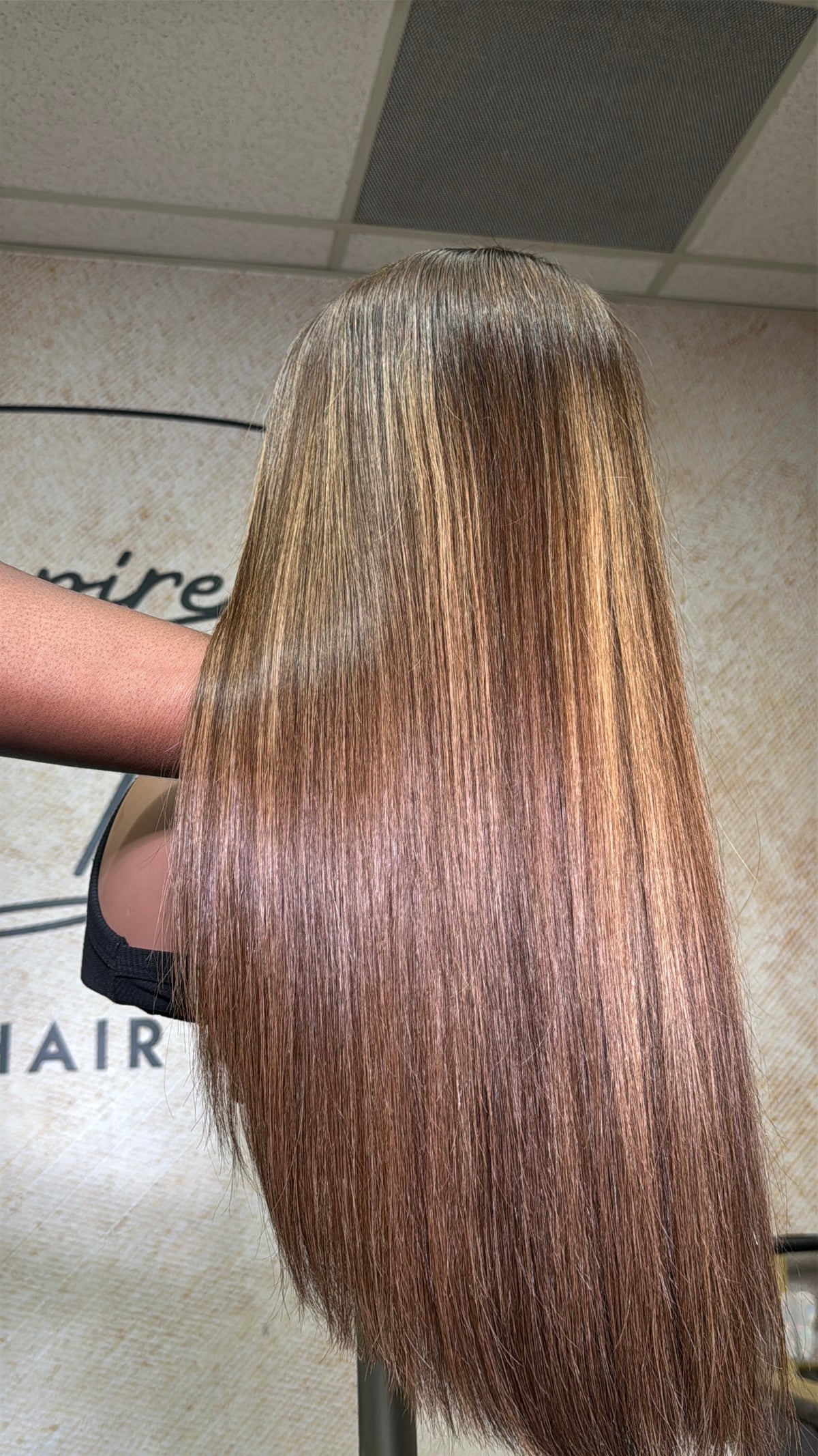 18” Virgin Straight Size 20” (XS) Highlighted Unit