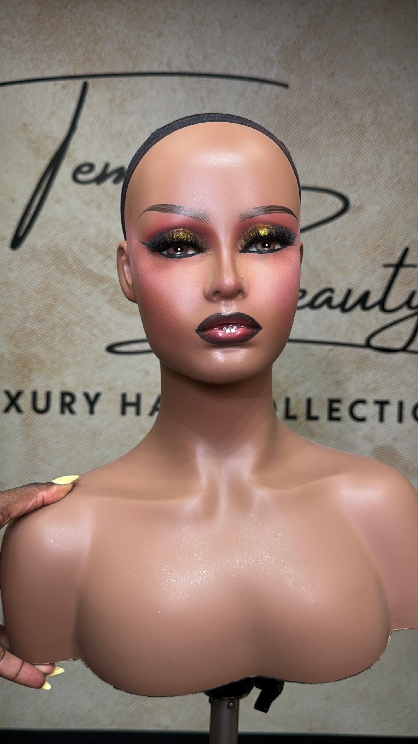 GLAMMIE FULL GLAMMED MANNEQUIN HEAD (Style 4)